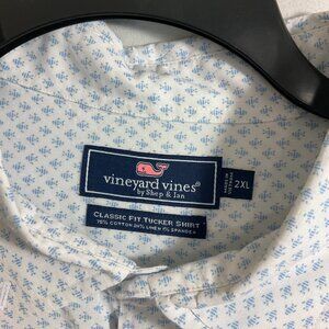 Vineyard Vines Classic Fit Tucker Shirt with tiny blue fish, Sz 2XL